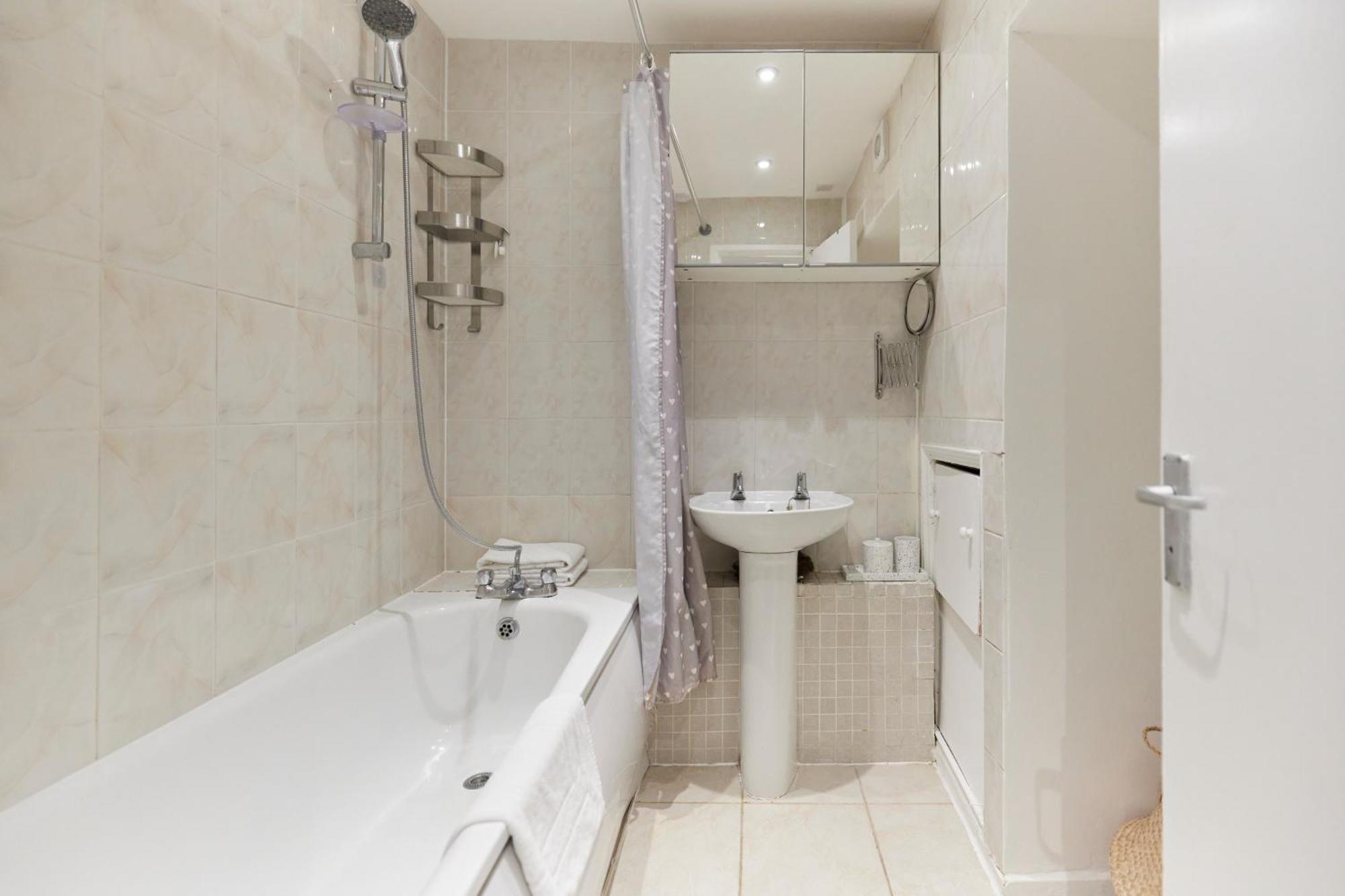 The Kennington Park Crib - Lovely 2Bdr Flat With Garden Londres Exterior foto