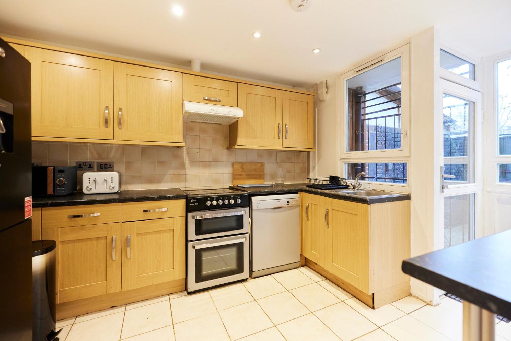 The Kennington Park Crib - Lovely 2Bdr Flat With Garden Londres Exterior foto